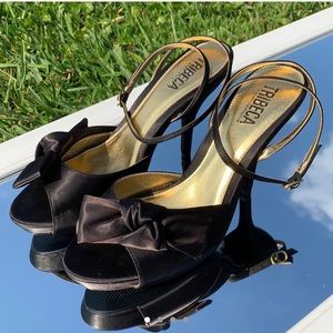 Kenneth Cole TriBeCa Heels